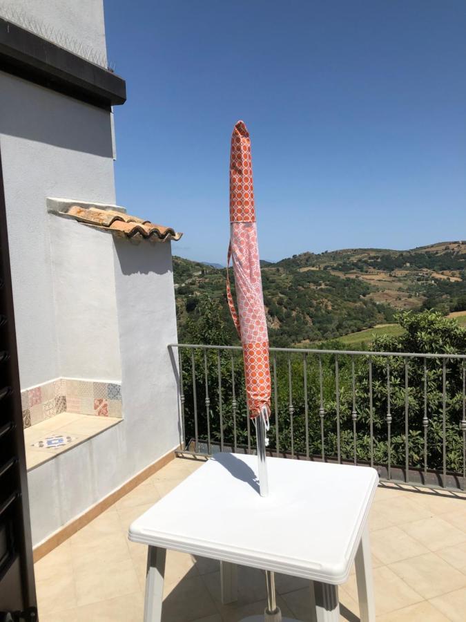 Basico Un Balcone Sul Mare-Casa I Carruggi- Case Vacanza Sicilia&Toscana- מראה חיצוני תמונה